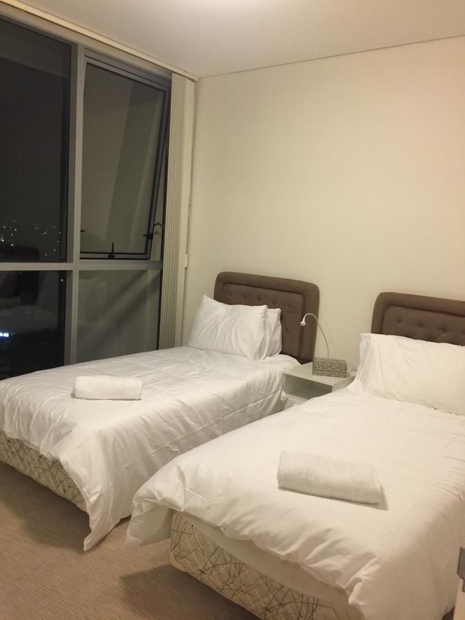2 bedroom high rise apartment Audley Buitenkant foto